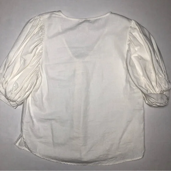 ⭐️NEW⭐️Versona White Linen Puff Sleeve Top - Picture 7 of 11